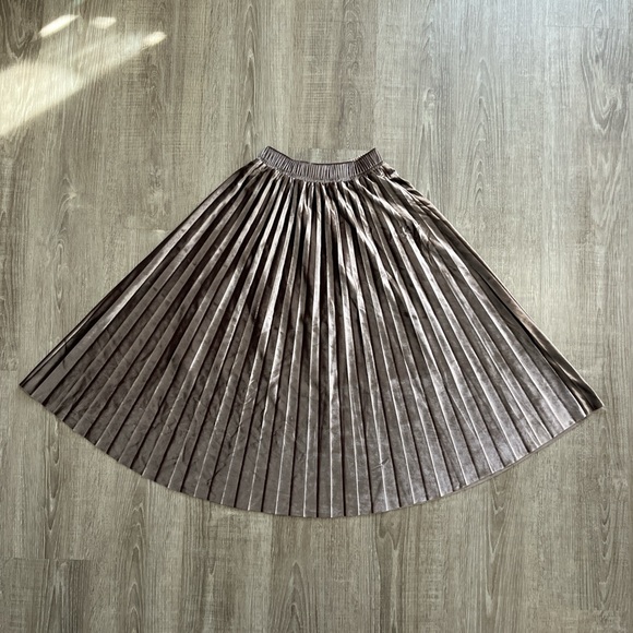 Vintage Metallic Velvet Pleated Elastic Waistband Brown Skirt Size XS - Picture 2 of 9
